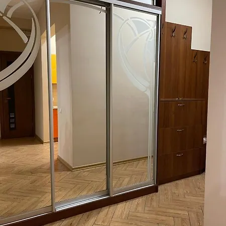 Avangard Qn Romana 26 Apart