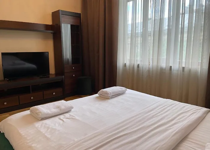 Apartamento Avangard Qn Romana 26 Leópolis