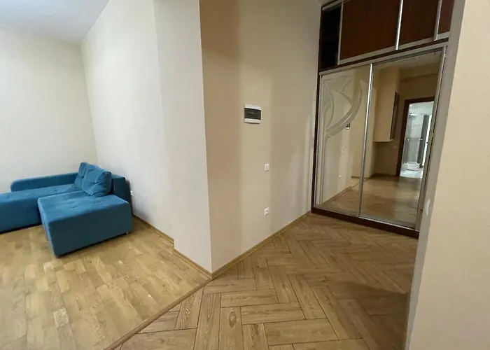 Apartamento Avangard Qn Romana 26 Leópolis