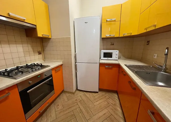 Avangard Qn Romana 26 Λβιβ